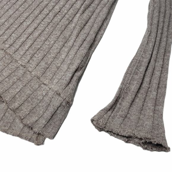 Free People Women's Size Small Petite Ribbed Sweater - Picture 4 of 6